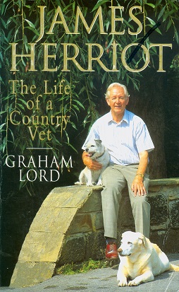 Secondhand Used Book - THE LIFE OF A COUNTRY VET by James Herriot